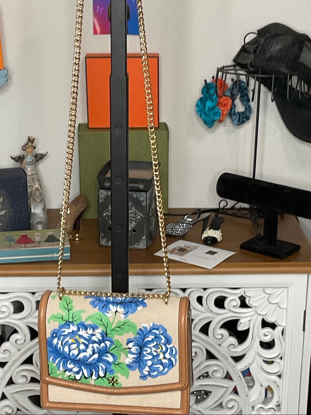Tory Burch Like New Blue Floral Canvas Crossbody with Tan Trim and Gold Chain - Picture 2 of 6